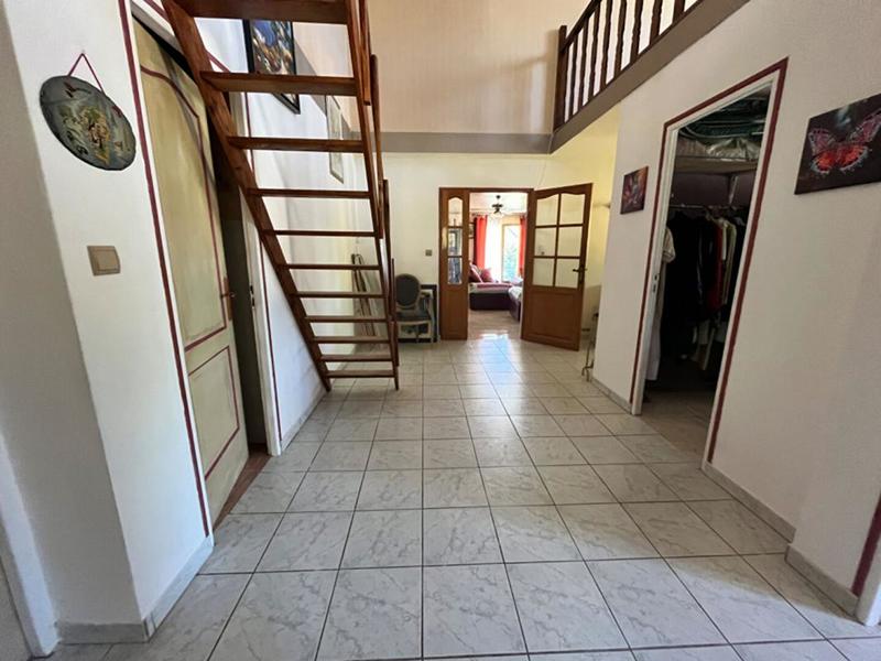 Maison - 168 m² - 5 pièces