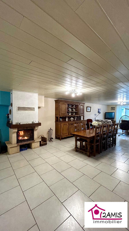 Maison - 193 m² - 8 pièces