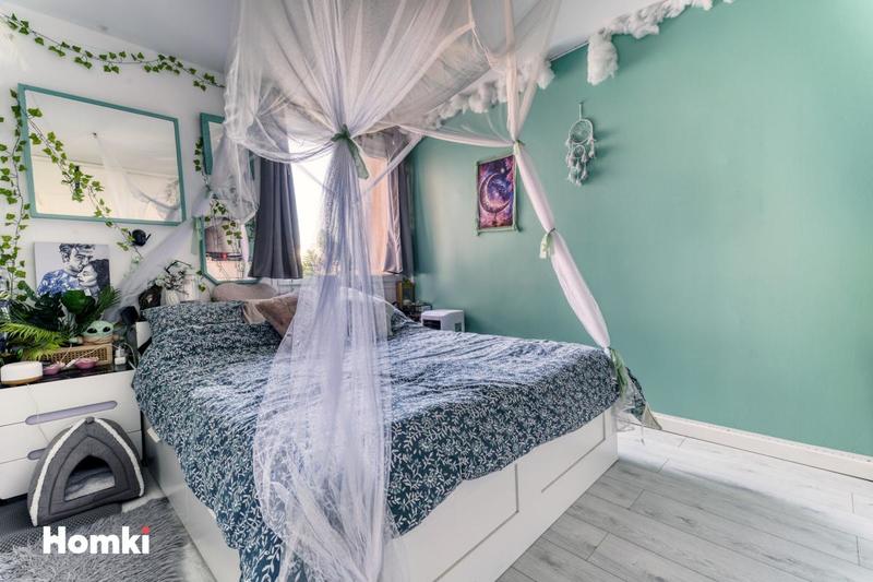 Appartement - 81 m² - 4 pièces