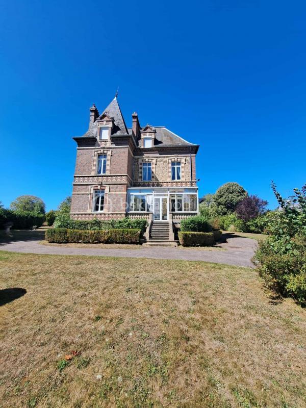 Manoir - 297 m² - 12 pièces