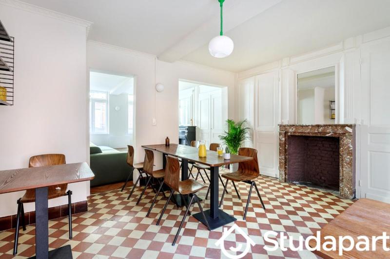 Chambre - 12 m² - 1 pièce