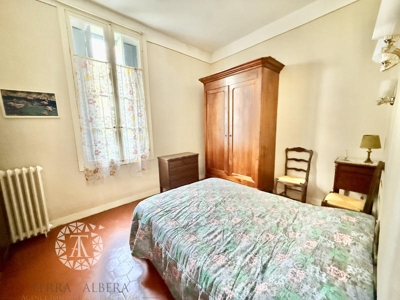 Maison de village - 240 m² - 7 pièces