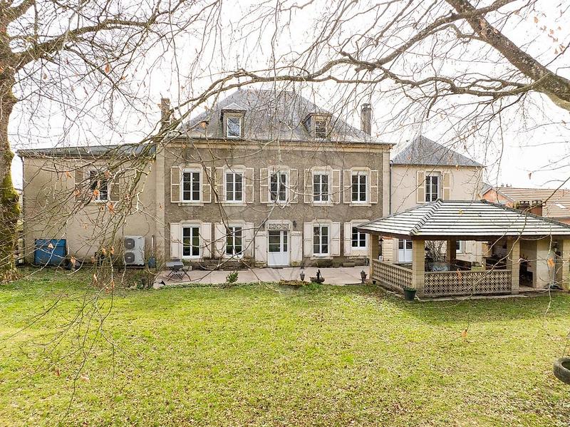 Château - 500 m² - 8 pièces