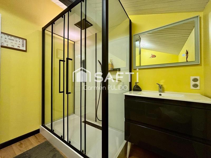 Maison - 200 m² - 6 pièces