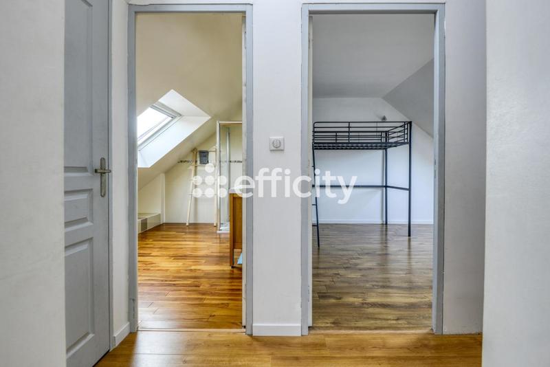 Maison - 170 m² - 7 pièces