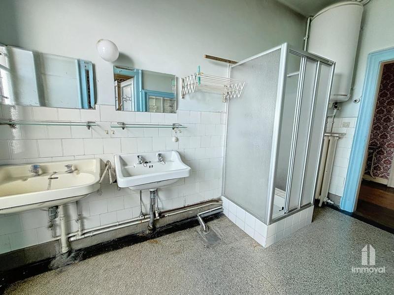 Maison bourgeoise - 238 m² - 11 pièces