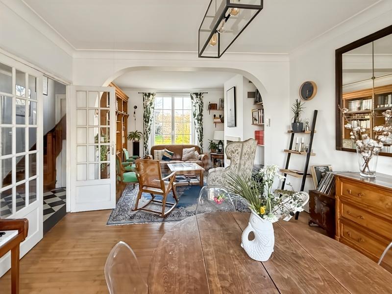 Maison - 130 m² - 6 pièces