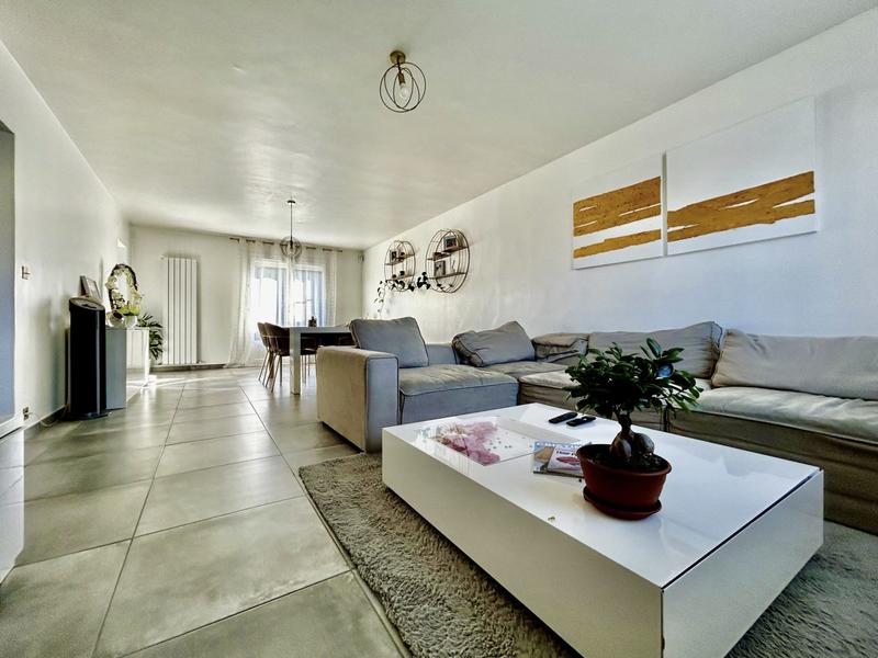 Maison - 115 m² - 6 pièces