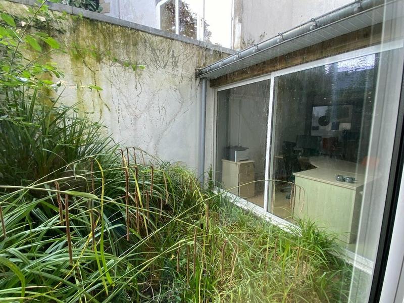 Local d'activité / Entrepôt - 180 m²