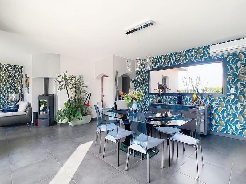 Maison - 138 m² - 5 pièces