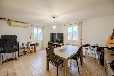 Appartement - 87 m² - 5 pièces