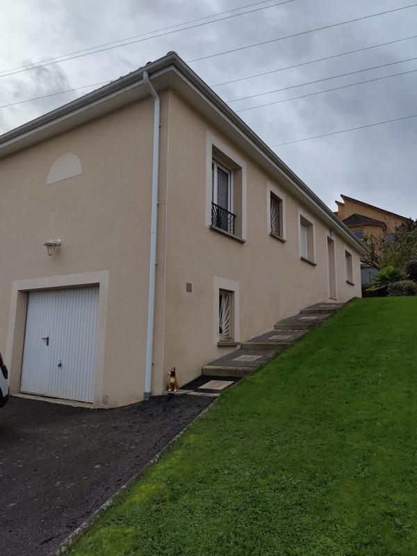 Maison - 118 m² - 8 pièces