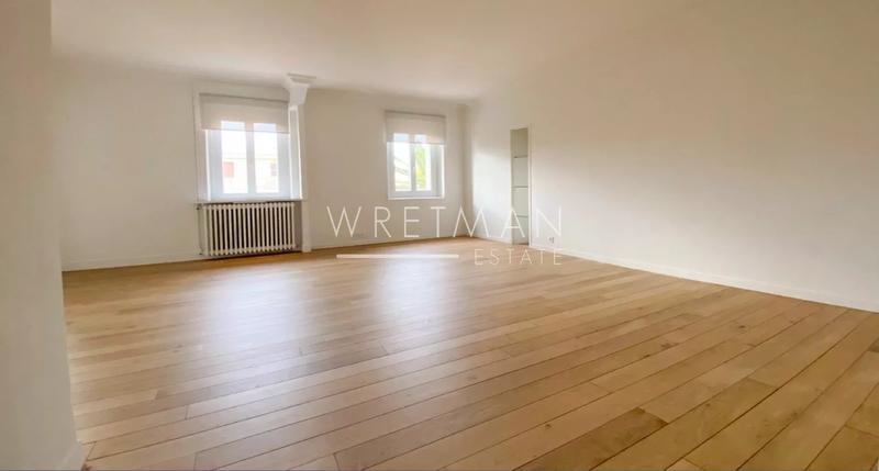 Appartement - 190 m² - 6 pièces
