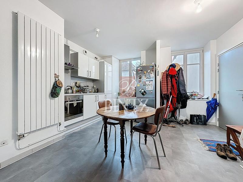 Appartement - 99 m² - 3 pièces