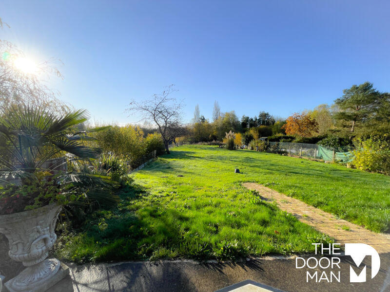 Maison - 200 m² - 6 pièces