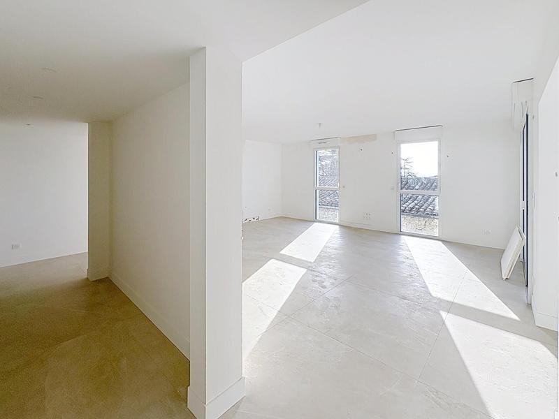 Appartement - 125 m² - 3 pièces