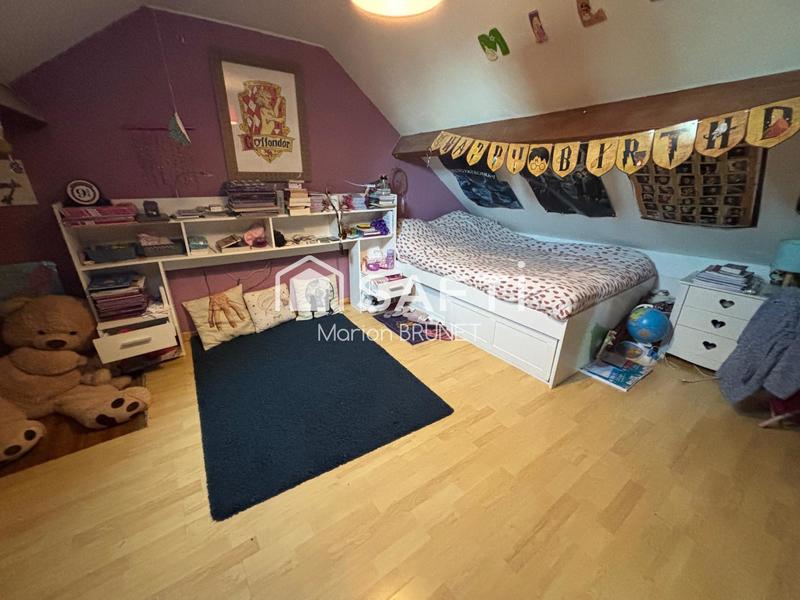 Maison - 175 m² - 9 pièces