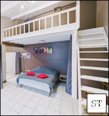 Immeuble - 294 m² - 9 pièces