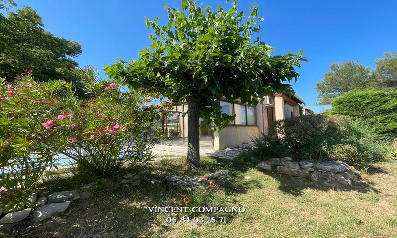 Maison - 108 m² - 4 pièces