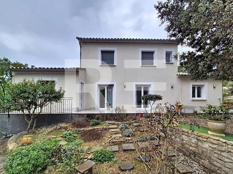 Maison - 160 m² - 7 pièces