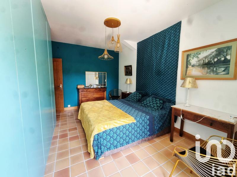 Maison - 1 000 m² - 29 pièces