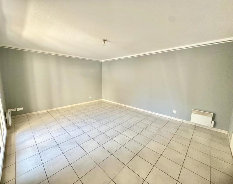 Appartement ancien - 48 m² - 2 pièces