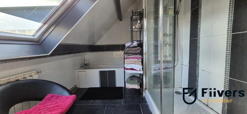 Maison - 160 m² - 6 pièces