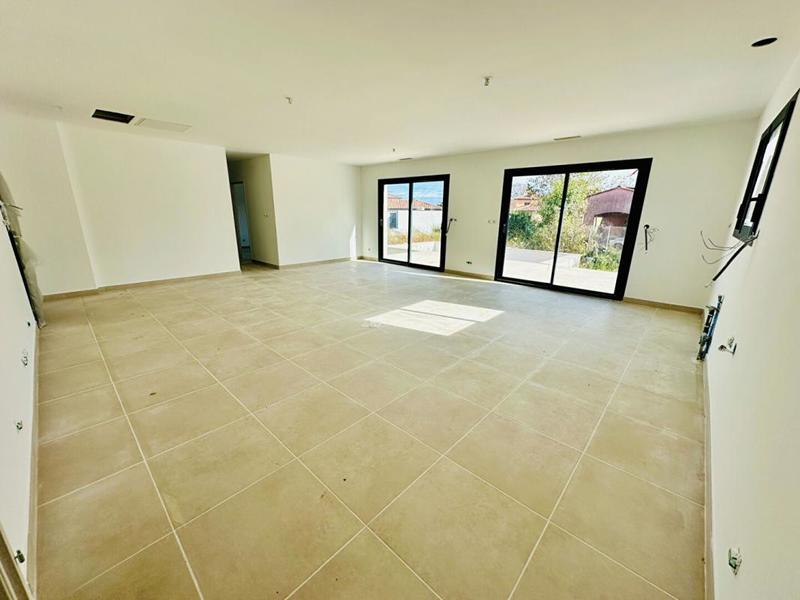 Villa - 99 m² - 5 pièces