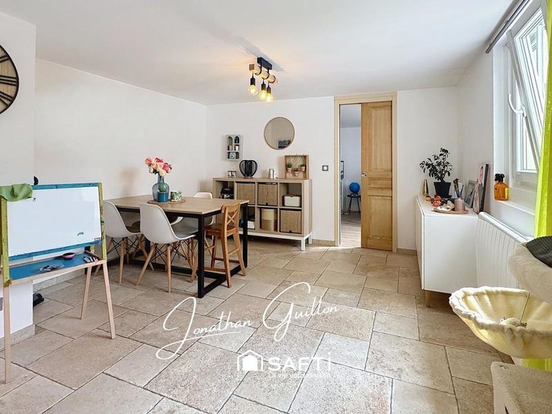 Appartement - 85 m² - 3 pièces