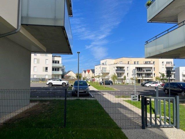 Local commercial - 109 m²