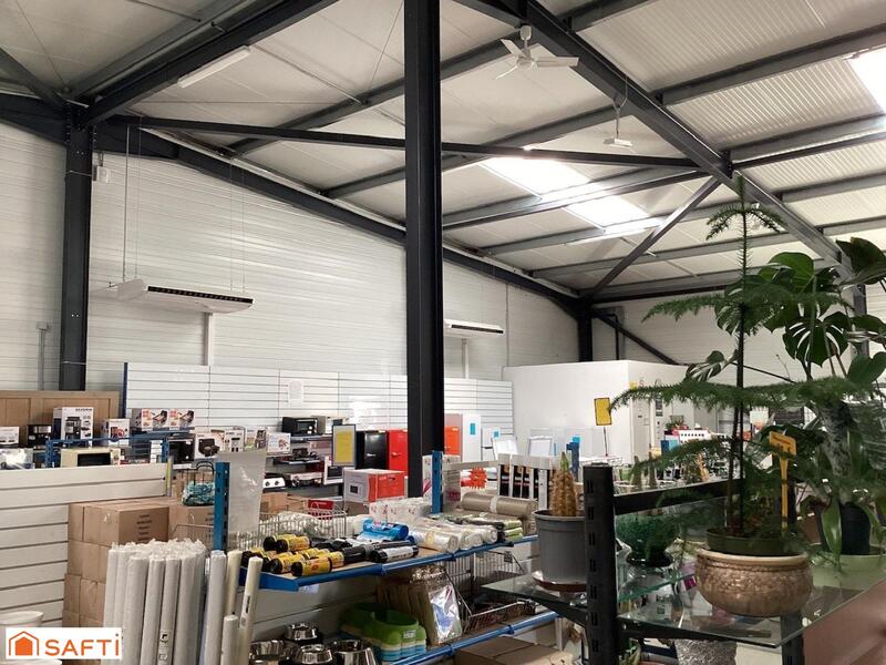 Local commercial - 298 m² - 3 pièces