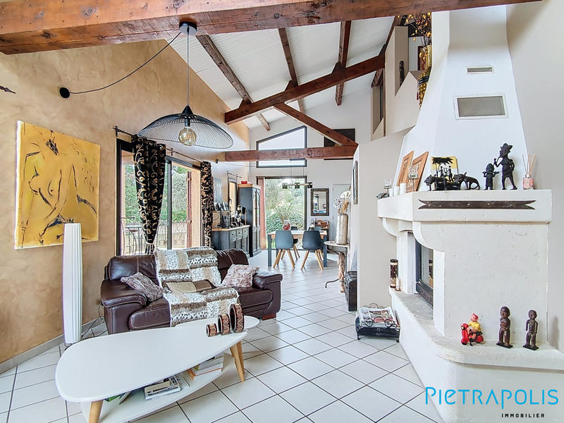 Maison - 136 m² - 4 pièces