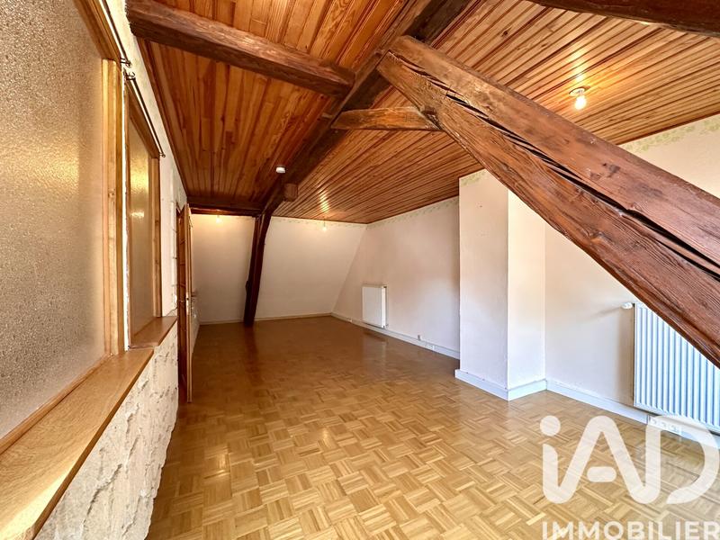 Maison - 187 m² - 8 pièces