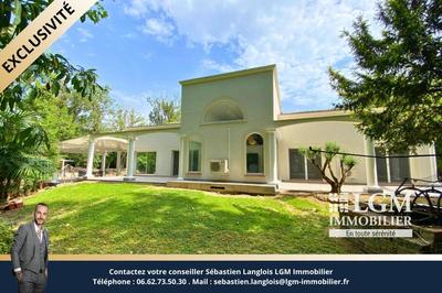 Villa - 337 m² - 7 pièces
