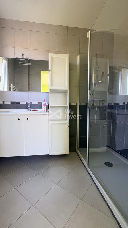 Maison - 202 m² - 11 pièces