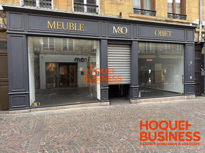 Local commercial - 445 m²