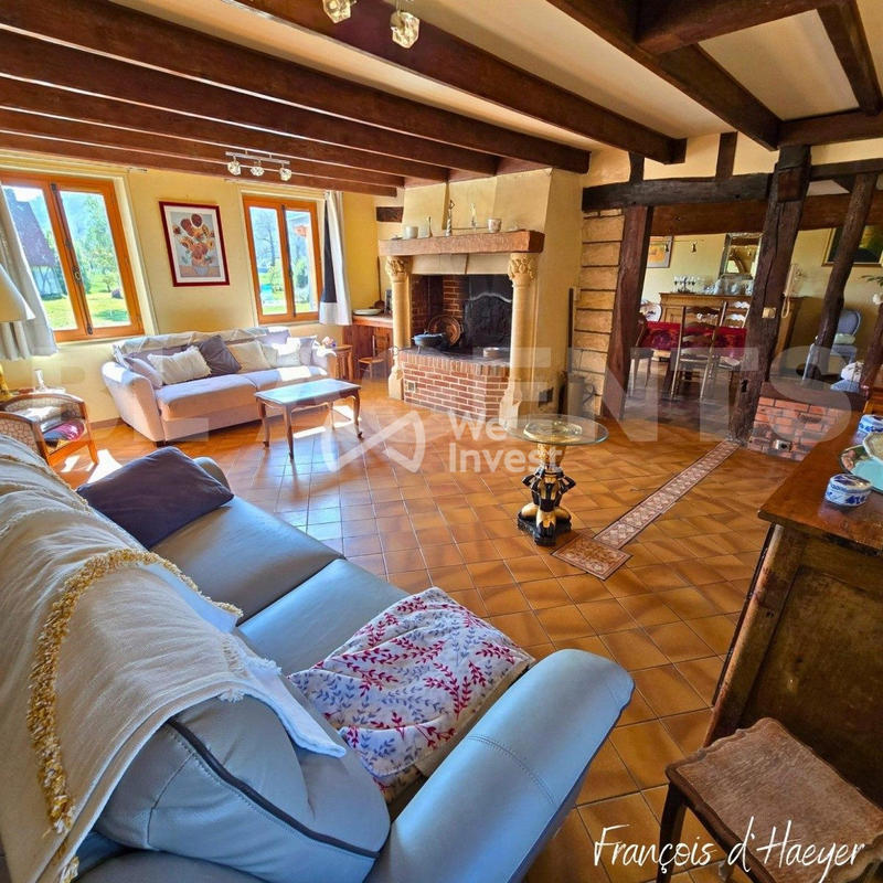 Maison - 205 m² - 8 pièces