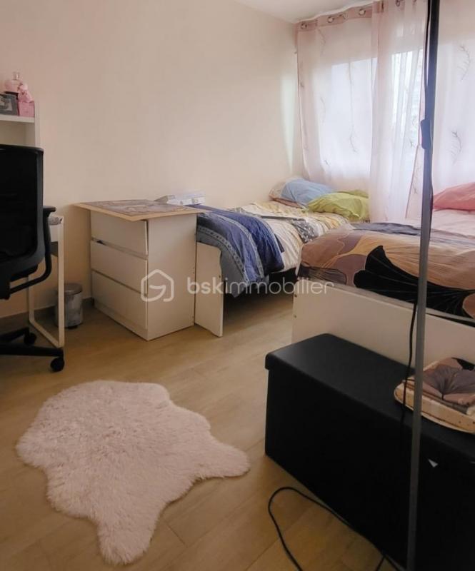 Appartement - 92 m² - 5 pièces