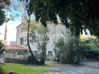 Maison de campagne - 190 m² - 7 pièces