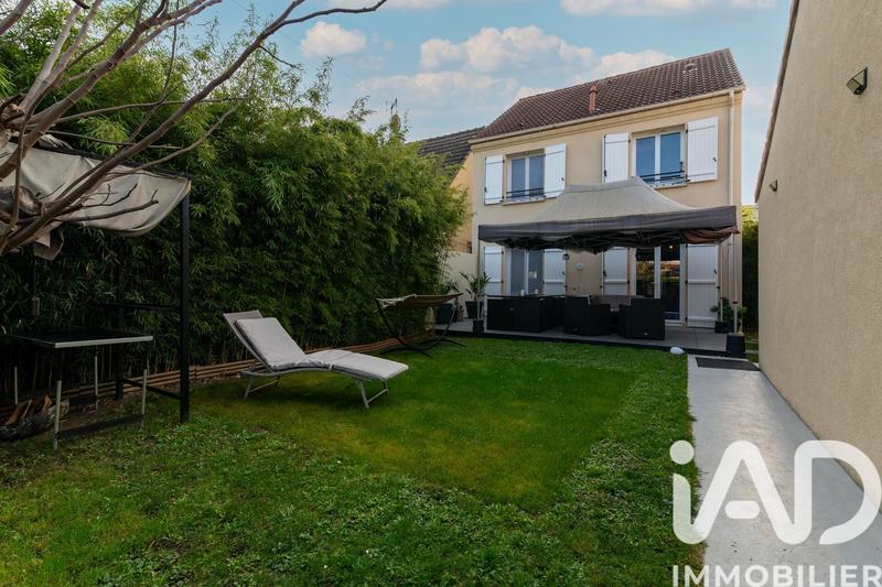 Maison - 93 m² - 4 pièces