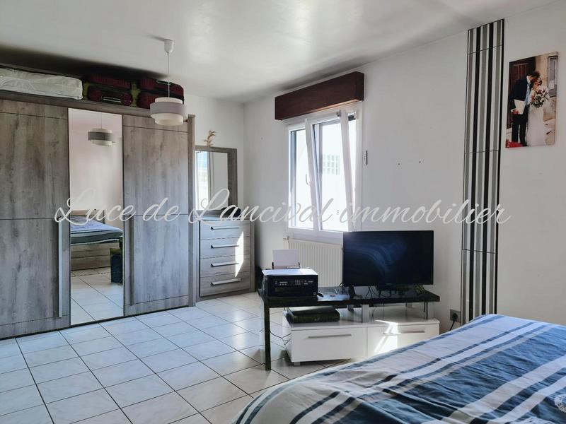 Maison - 140 m² - 4 pièces