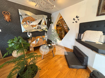 Maison - 200 m² - 4 pièces