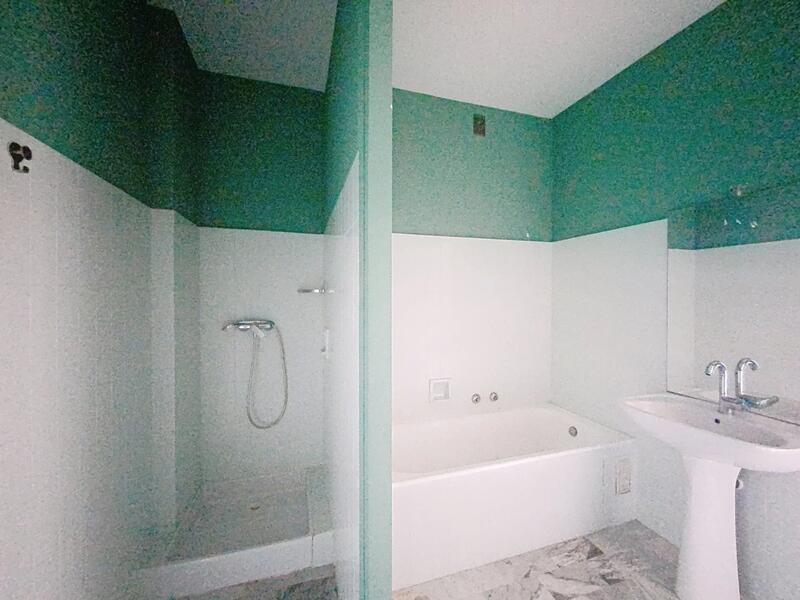 Appartement - 79 m² - 2 pièces