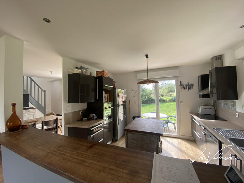 Maison contemporaine - 149 m² - 7 pièces