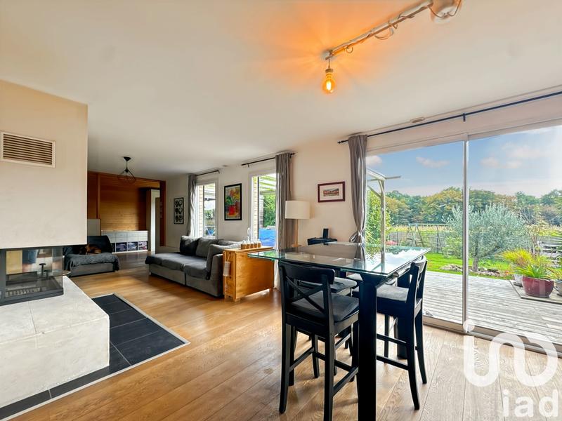 Maison - 163 m² - 6 pièces