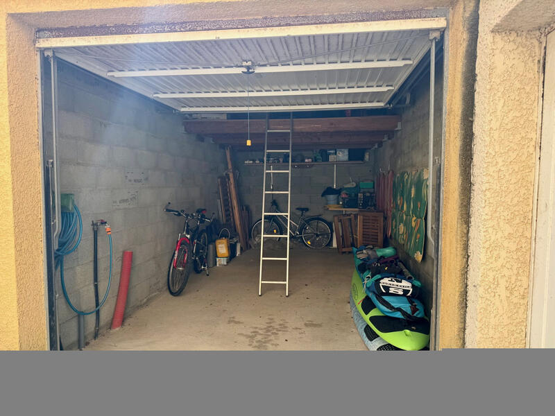 Parking / Garage - 17 m²