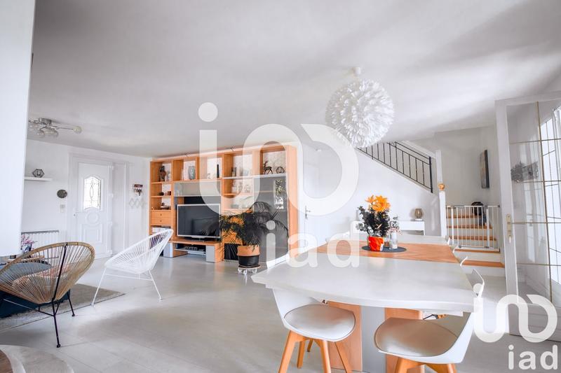 Maison - 158 m² - 7 pièces