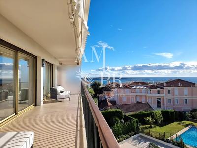 Appartement - 136 m² - 5 pièces