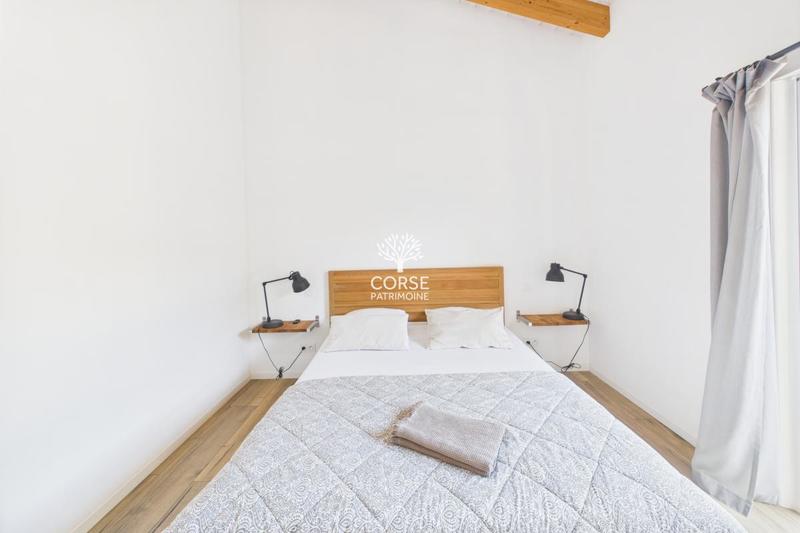 Villa - 325 m² - 11 pièces