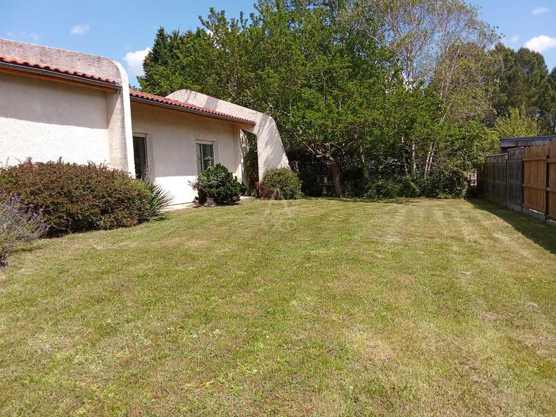 Maison - 191 m² - 6 pièces